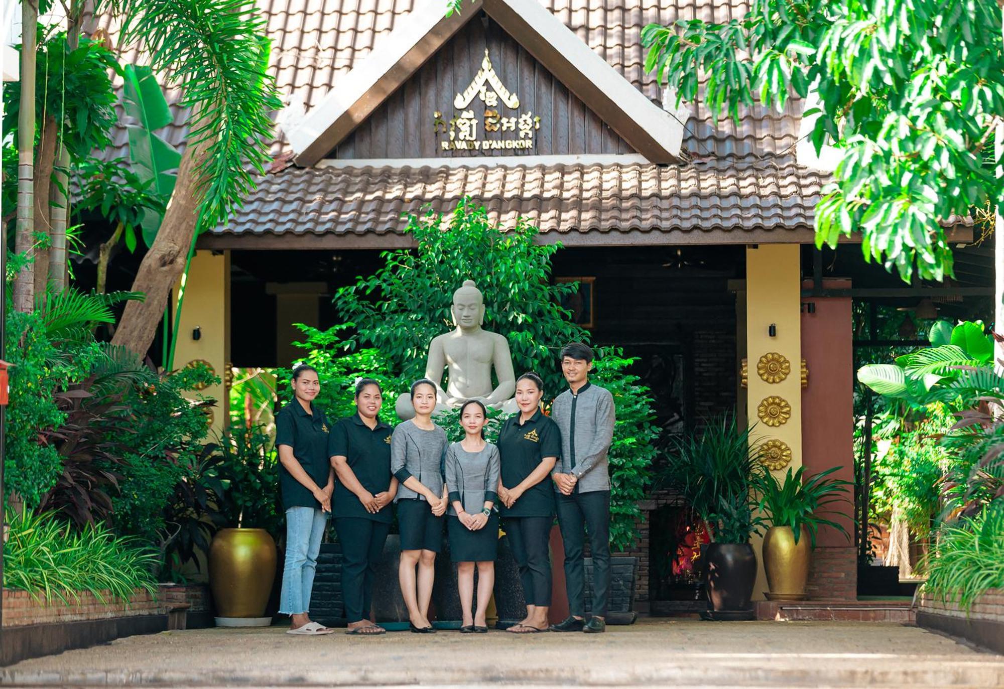 ホテル Ravady D'Angkor シェムリアップ エクステリア 写真